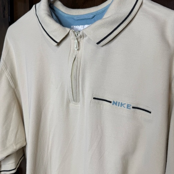Vintage Nike Mens Polo Shirt in Light Beige and blue Size Large 1/4 zip collared - Picture 2 of 11